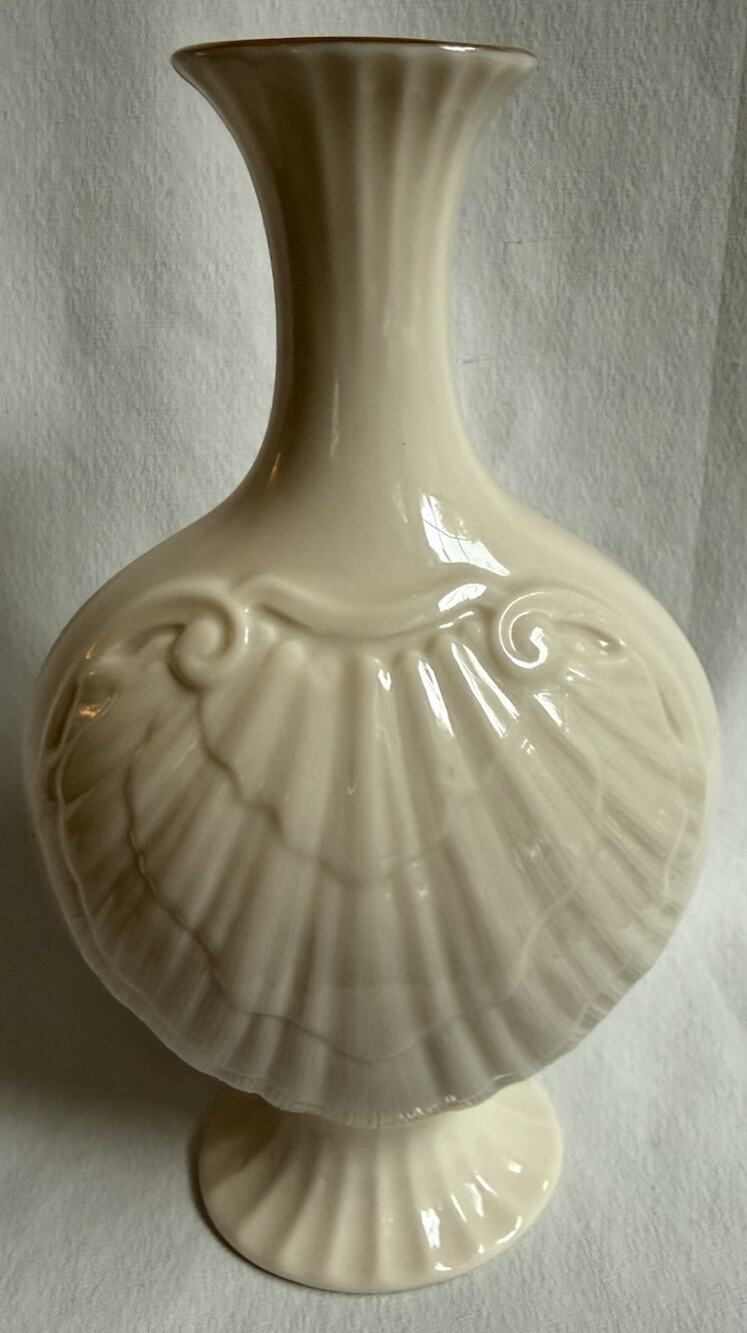 LENOX AEGEAN COLLECTION SEASHELL SHELL HEART GOLD TRIM VASE VINTAGE